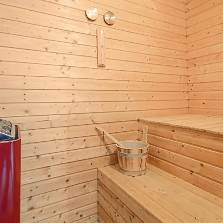 Amazing In With Sauna Сasa de vacaciones *